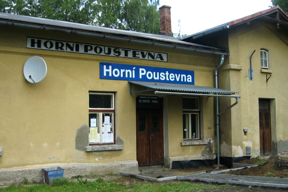 125 Poustevna nadrazi_1